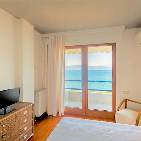 Holiday Palea Ethniki Odos Korinthou Patron 펜션